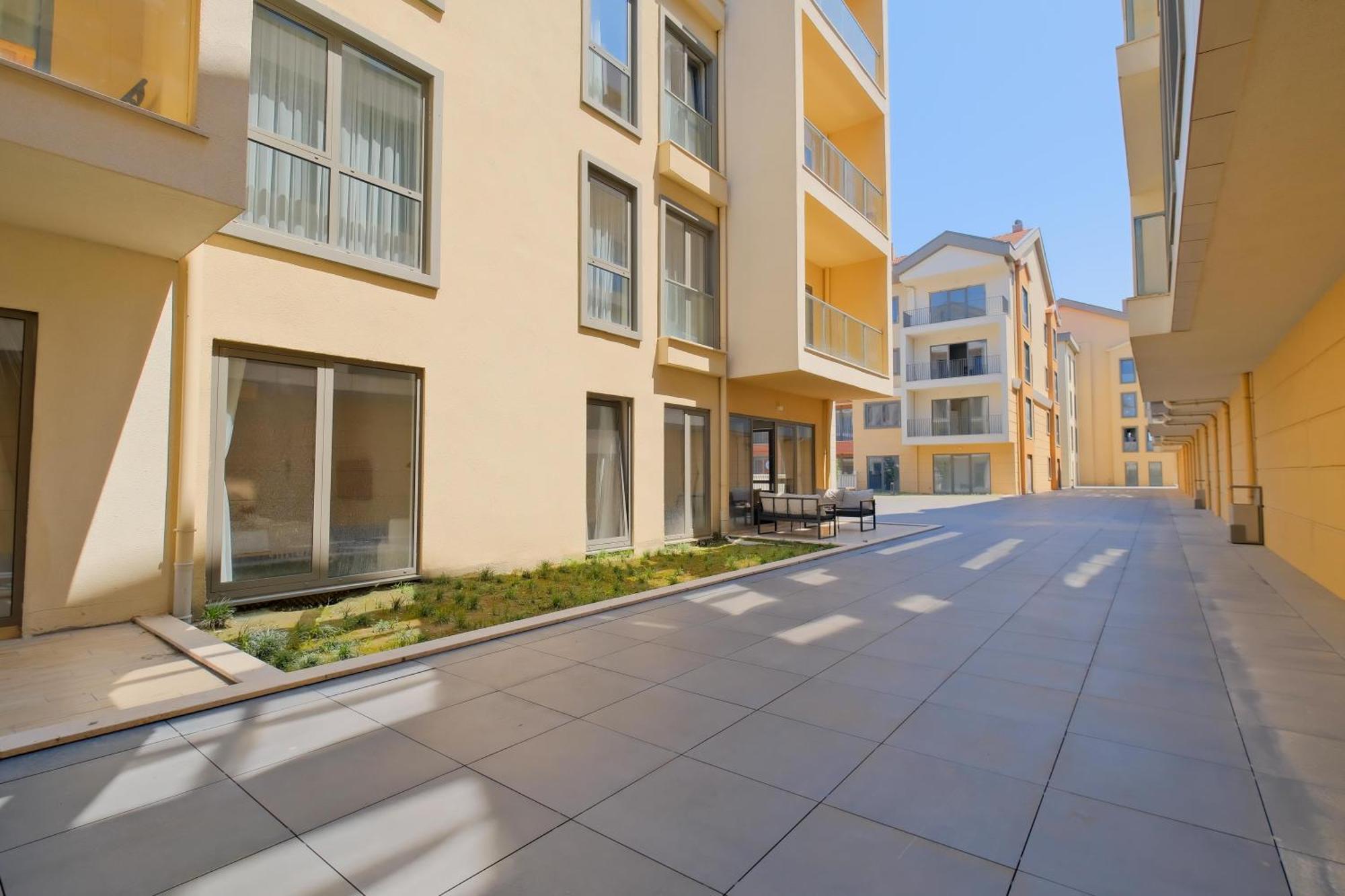 סקרייה Newinn Hotel Apartments - Cadde 54 Mall מראה חיצוני תמונה